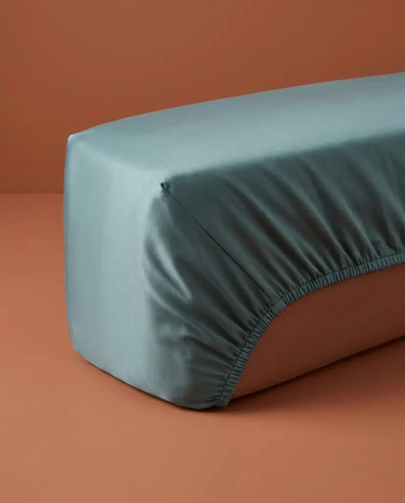 Drap housse satin de coton Ardoise - coin detail